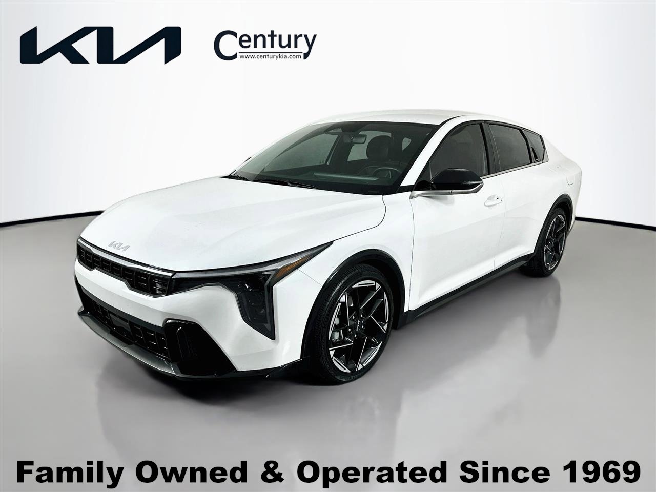 Certified 2025 Kia K4 GT-Line