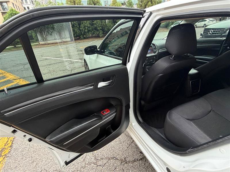Used 2019 Chrysler 300 Touring w/ Sport Appearance Package RWD image 36