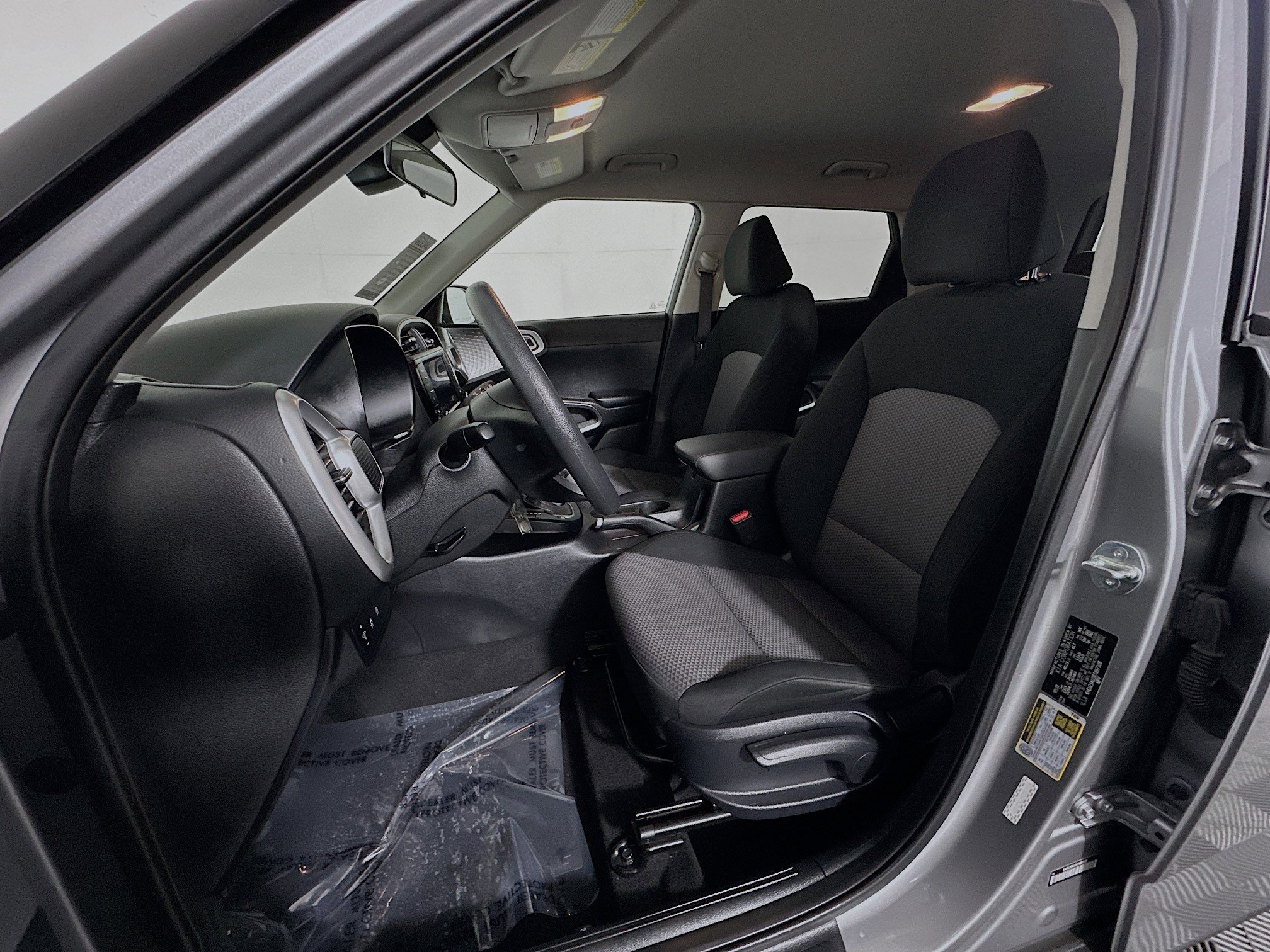 Used 2024 Kia Soul LX w/ Option Group 015 image 12