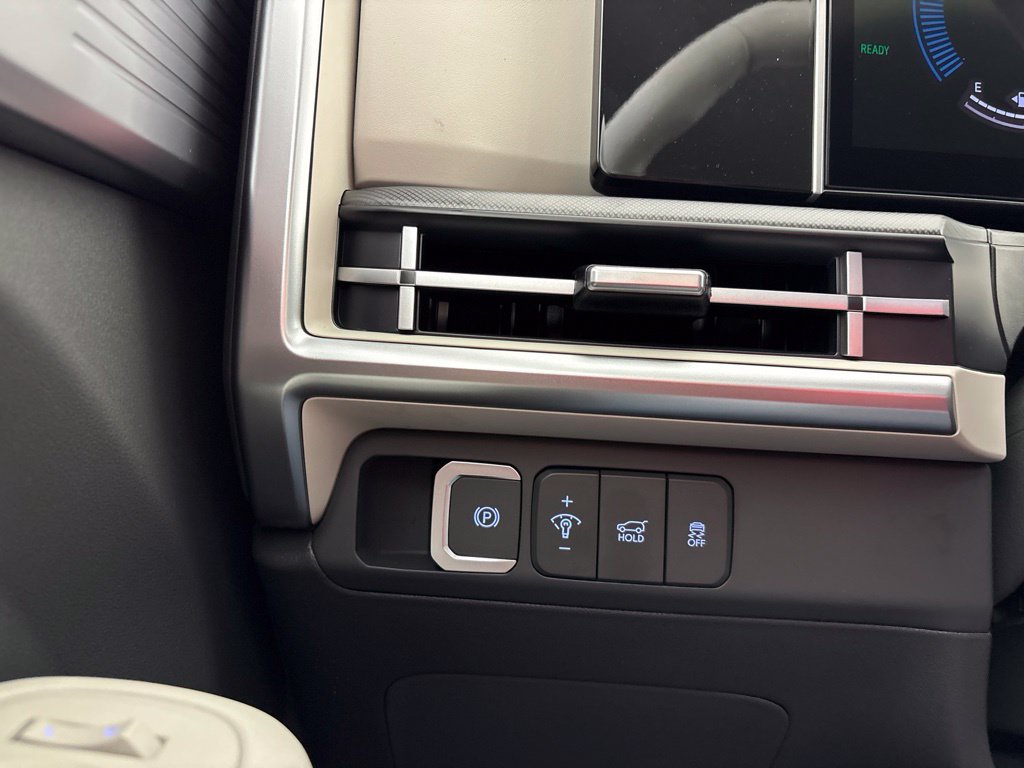 New 2027 Hyundai Santa Fe SEL FWD image 36