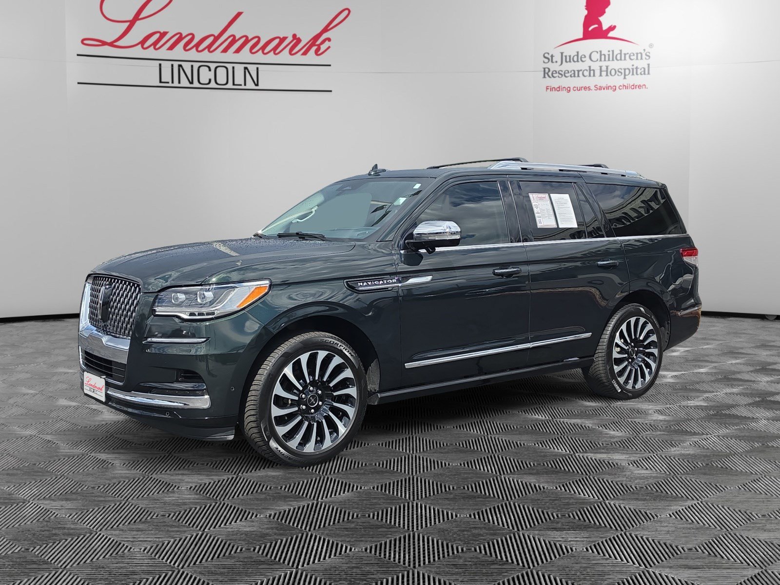 Certified 2022 Lincoln Navigator Black Label