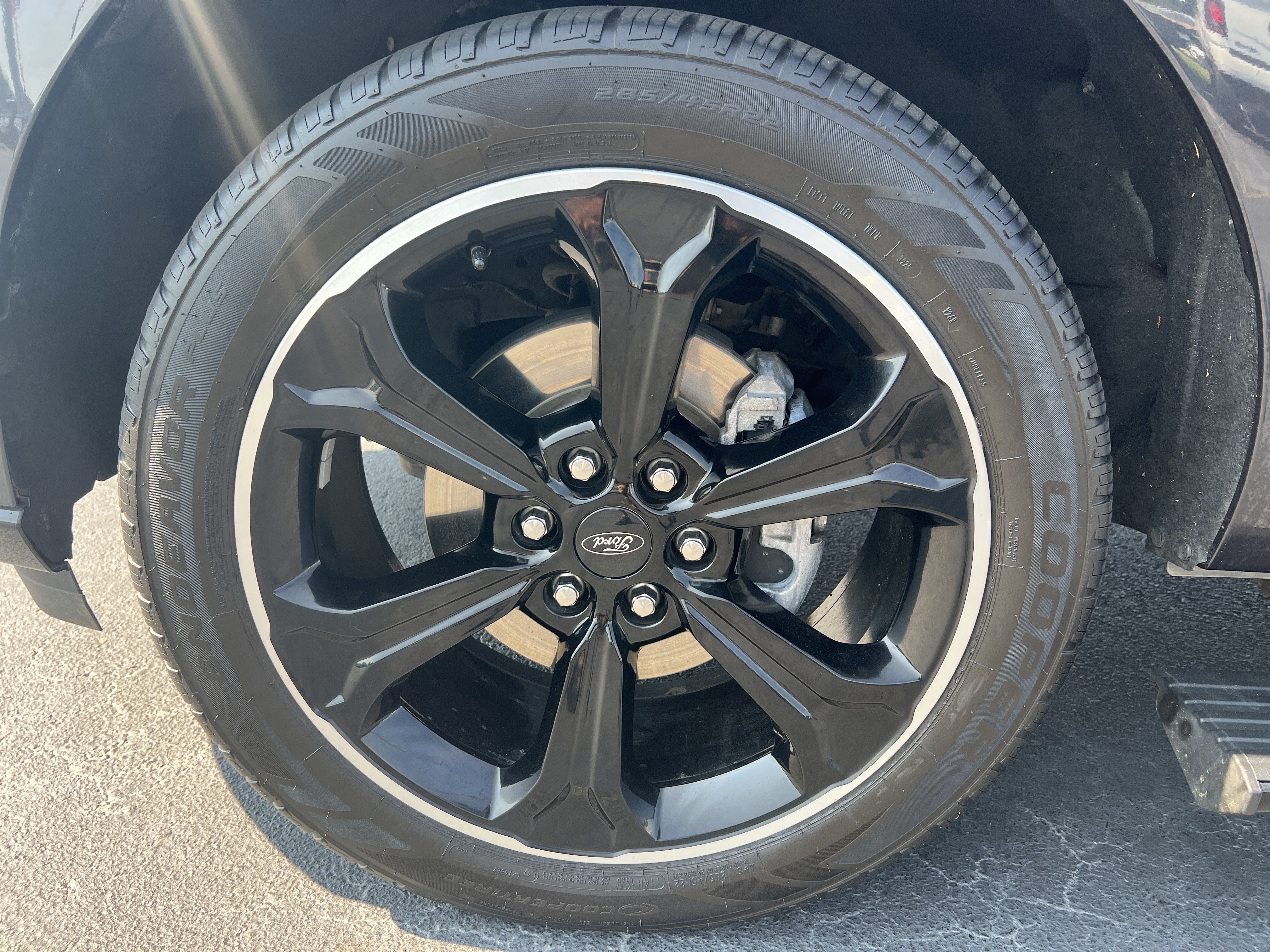 Certified 2024 Ford Expedition Max Limited AWD/4WD image 11