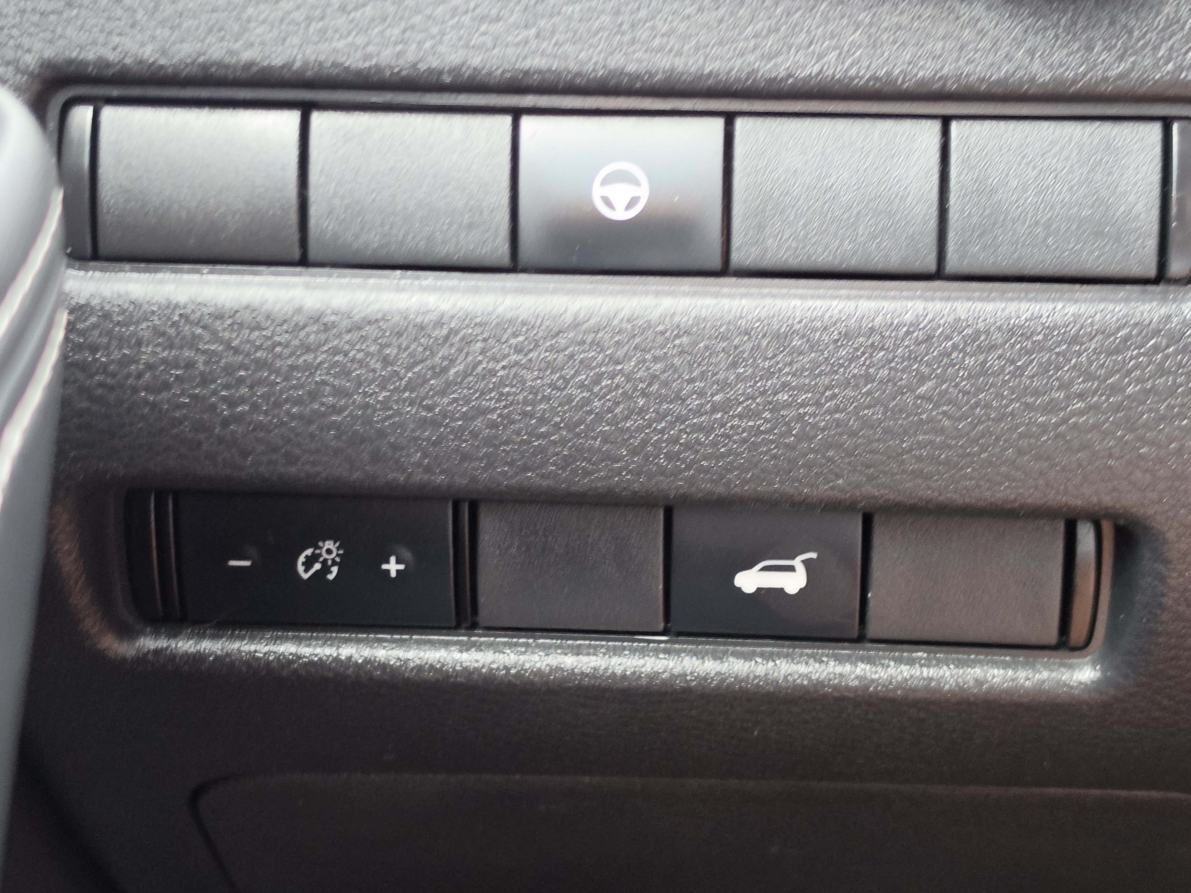 Used 2021 Nissan Rogue SL FWD image 14