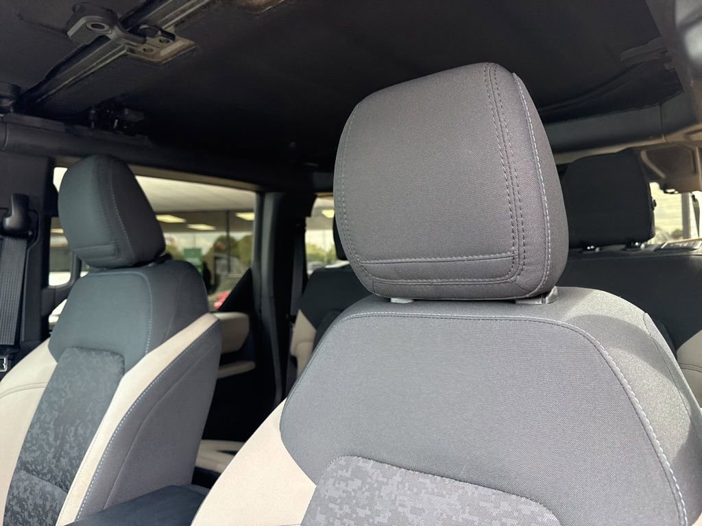 Used 2022 Ford Bronco Wildtrak image 18