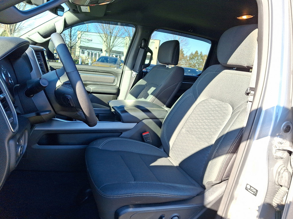 Used 2025 RAM 1500 Big Horn image 24