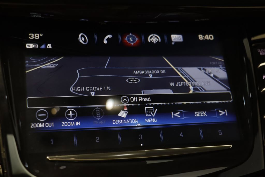 Used 2020 Cadillac Escalade Premium Luxury image 10