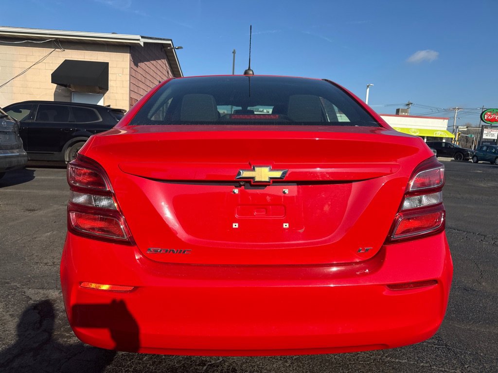 Used 2017 Chevrolet Sonic LT image 4