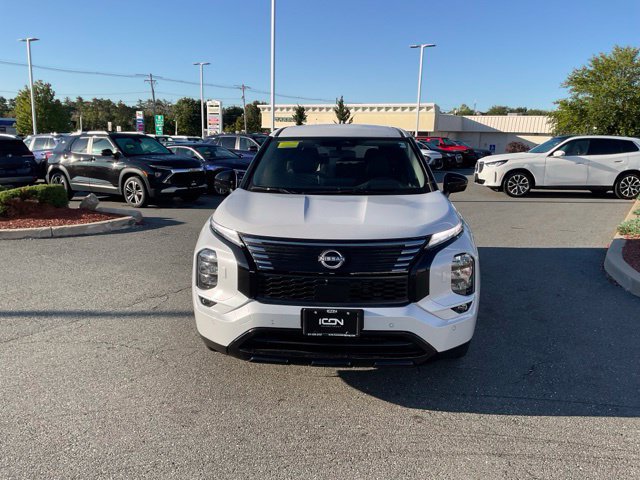 New 2026 Nissan Rogue SL AWD/4WD image 2