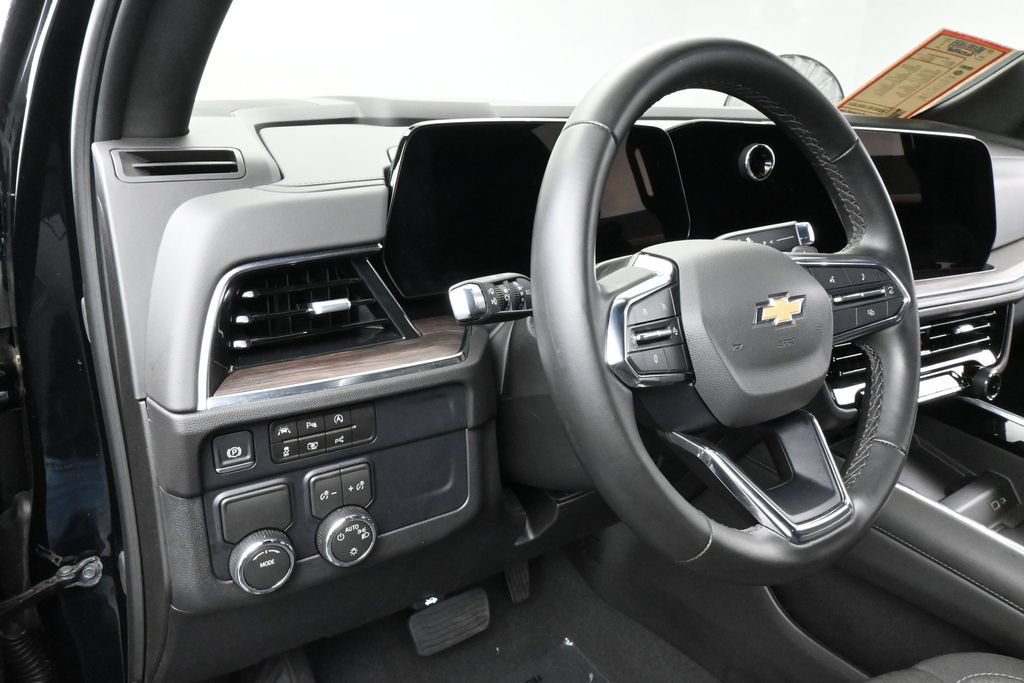 Used 2026 Chevrolet Tahoe LS w/ LPO, Dark Essentials Package RWD image 15