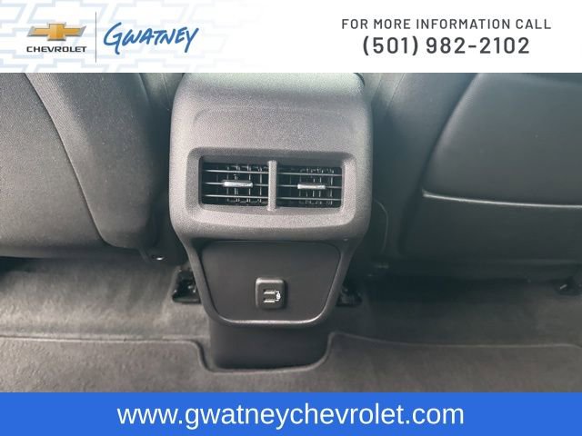 Used 2024 GMC Terrain SLE image 22