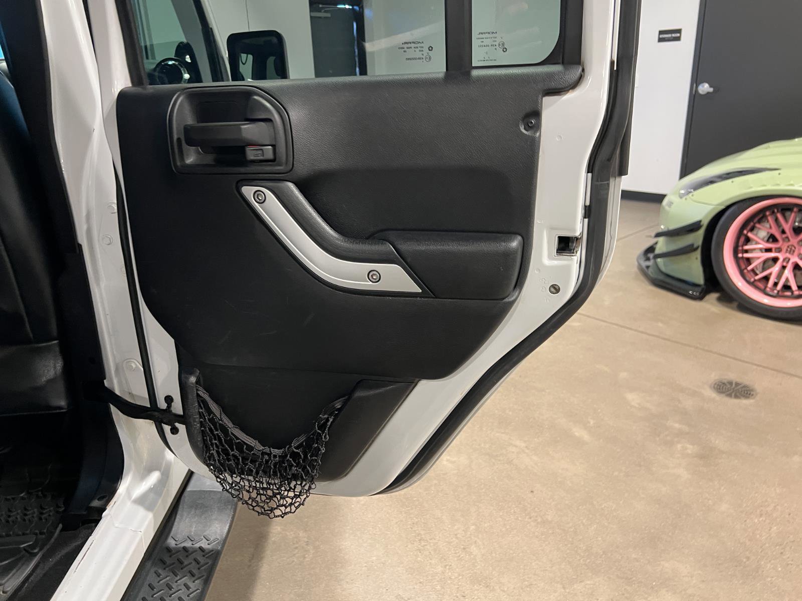 Used 2014 Jeep Wrangler Unlimited Rubicon w/ Dual Top Group image 29