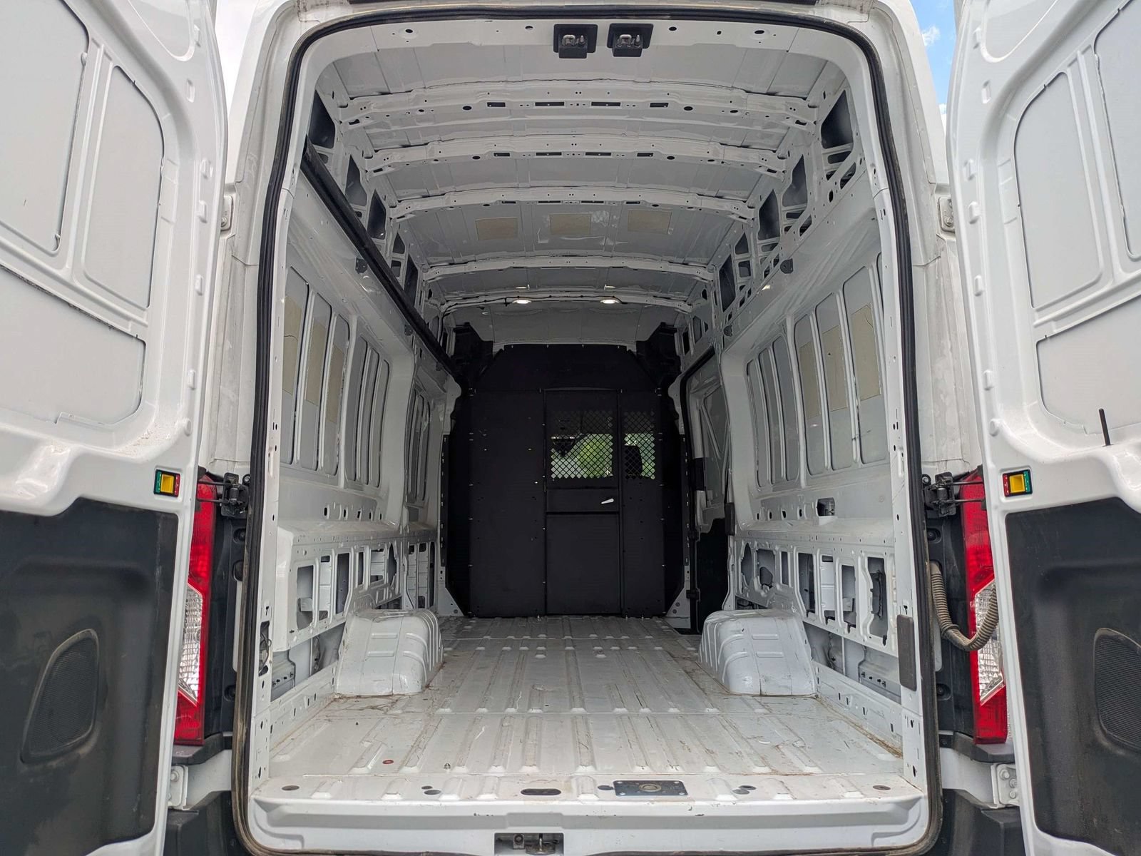 Certified 2023 Ford Transit 350 148 High Roof DRW AWD w/ Exterior Upgrade Package image 5