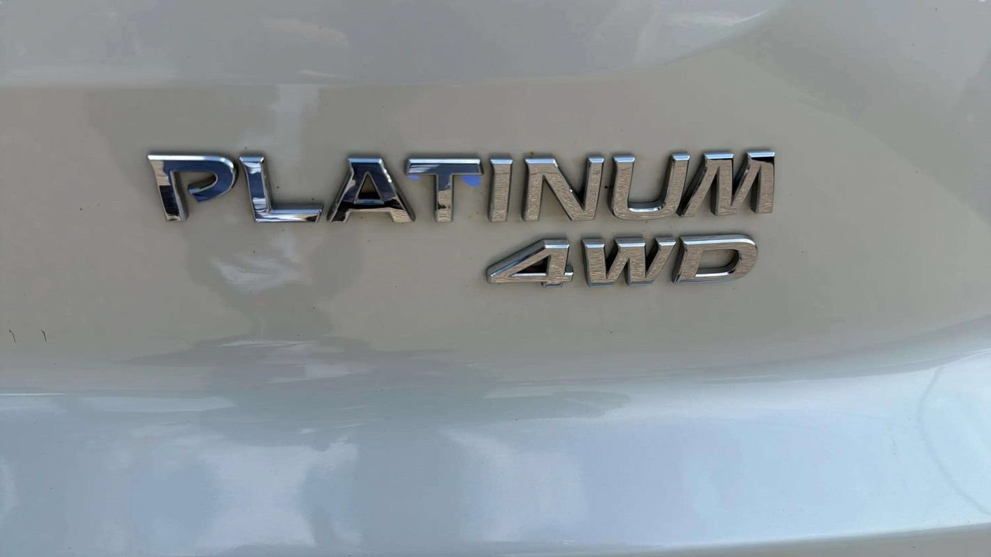 Used 2024 Nissan Pathfinder Platinum w/ Cargo Package AWD/4WD image 25