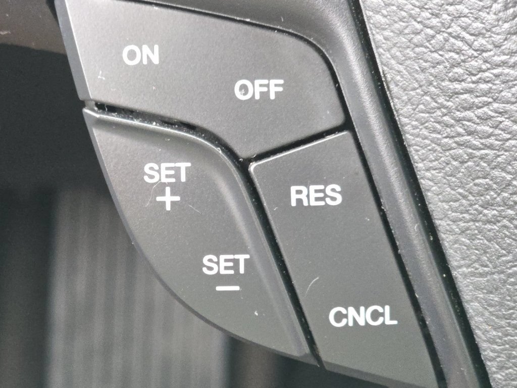 Used 2018 Ford Fusion S FWD image 8
