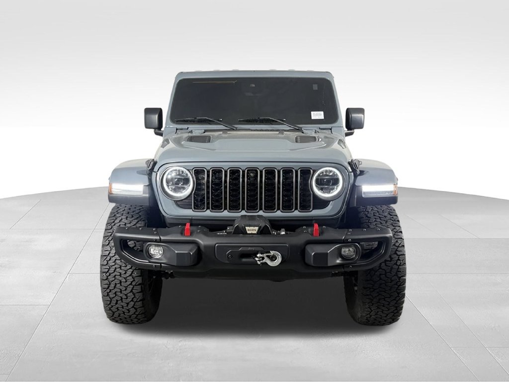 Used 2024 Jeep Wrangler Unlimited Rubicon AWD/4WD image 4