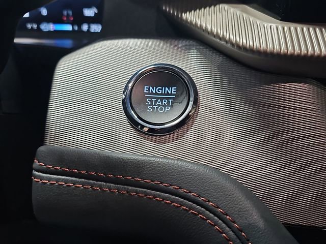 Used 2025 Ford Explorer Active image 17