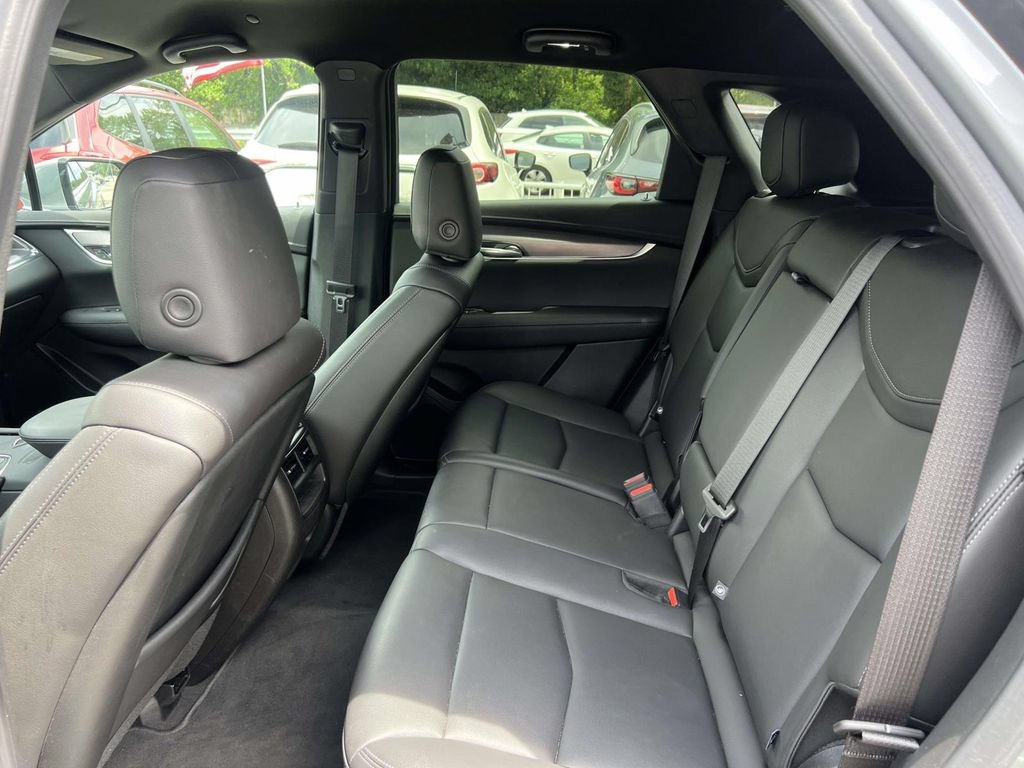 Used 2023 Cadillac XT5 Luxury AWD/4WD image 11
