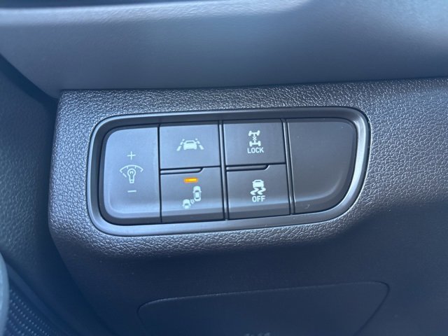 Used 2019 Hyundai Santa Fe SE w/ Cargo Package image 13