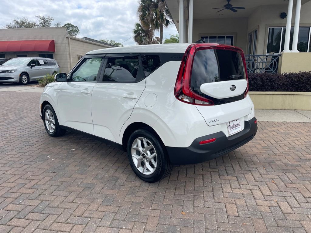 Used 2021 Kia Soul S FWD image 3