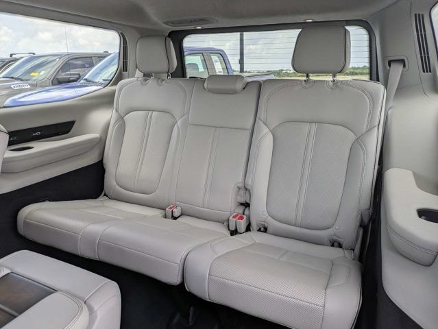 Used 2023 Jeep Grand Wagoneer Series II AWD/4WD image 15