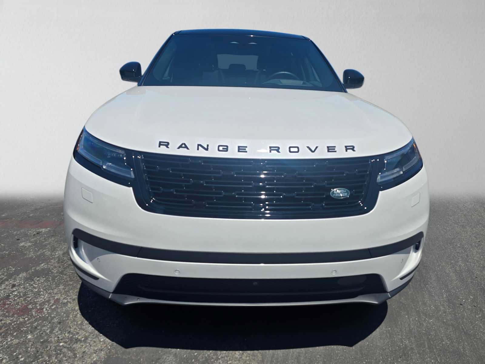 Used 2026 Land Rover Range Rover Velar S AWD/4WD image 8