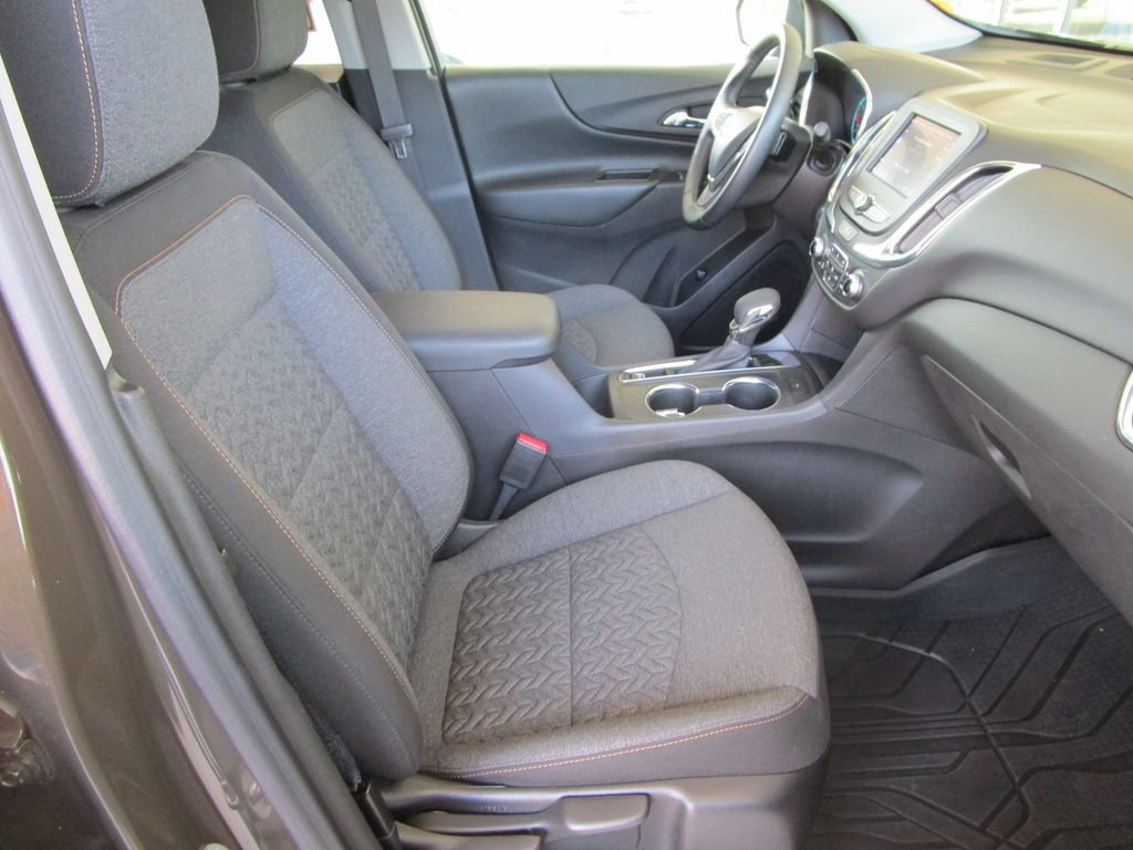 Used 2023 Chevrolet Equinox LT FWD image 23
