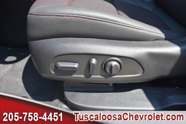 New 2026 Chevrolet Blazer RS w/ LPO, Floor Liner Package FWD image 17