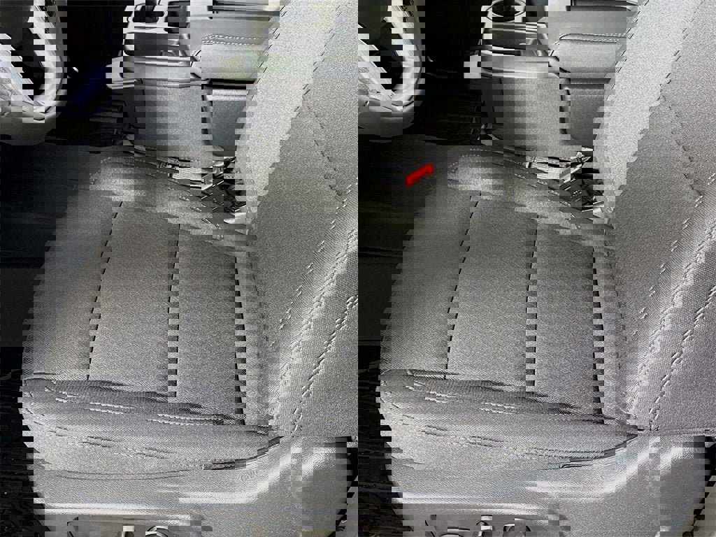 New 2026 GMC Sierra 1500 SLE w/ Preferred Package image 14