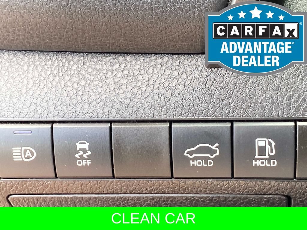 Used 2022 Toyota Camry SE FWD image 19