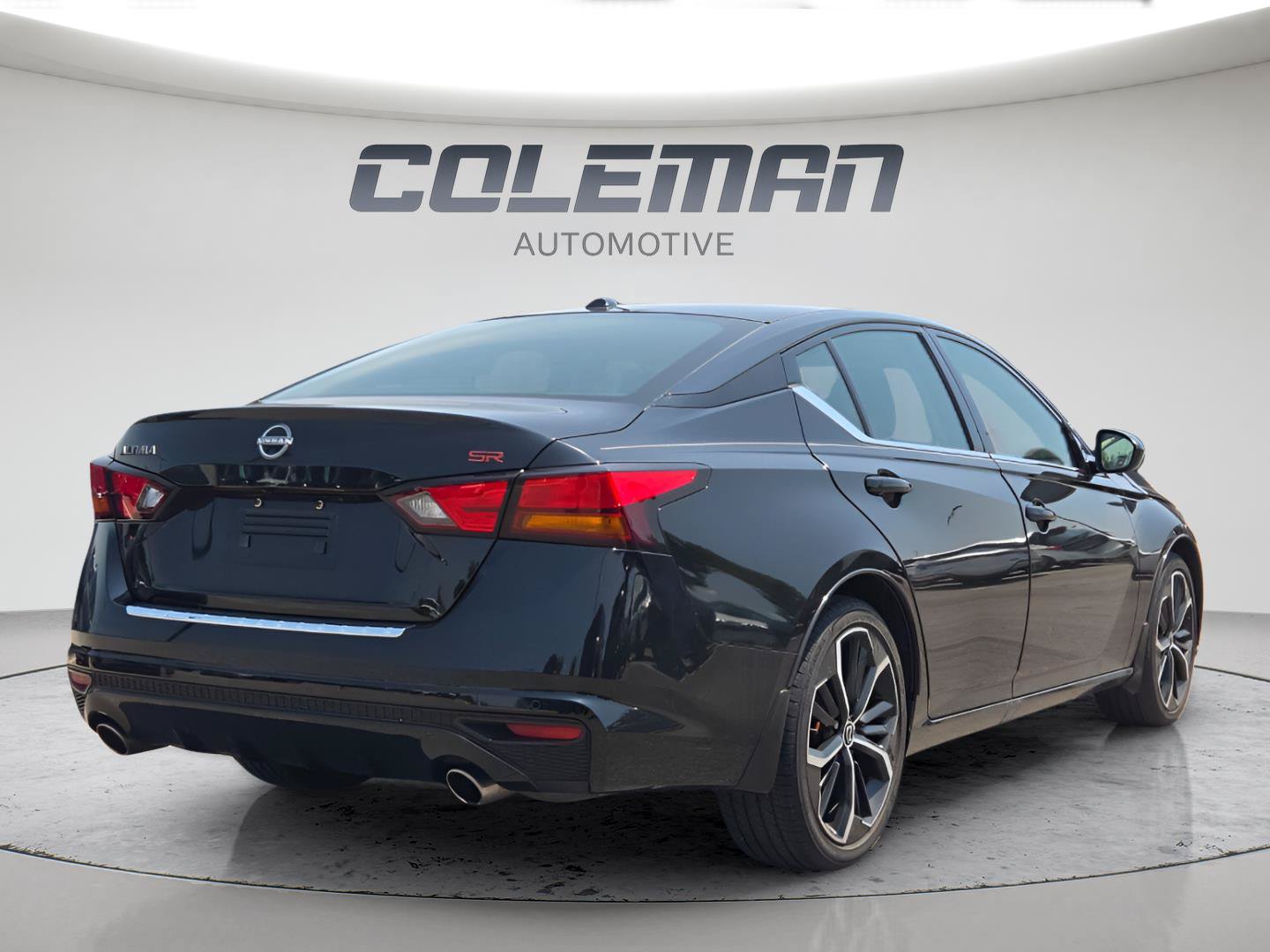 Used 2023 Nissan Altima 2.5 SR FWD image 42