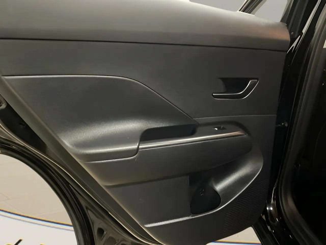 Used 2026 Hyundai Kona SE FWD image 60