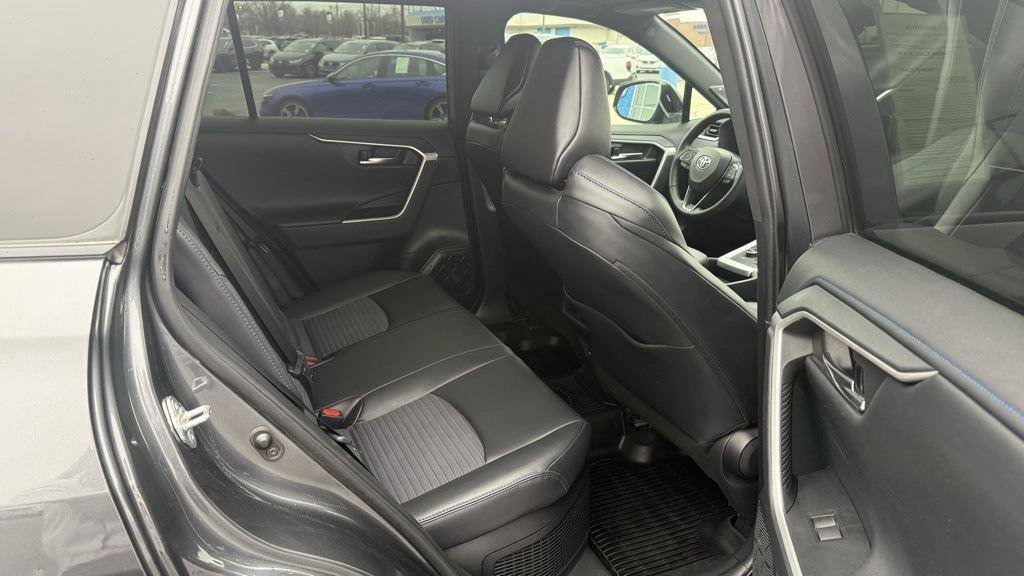 Used 2021 Toyota RAV4 XSE image 28