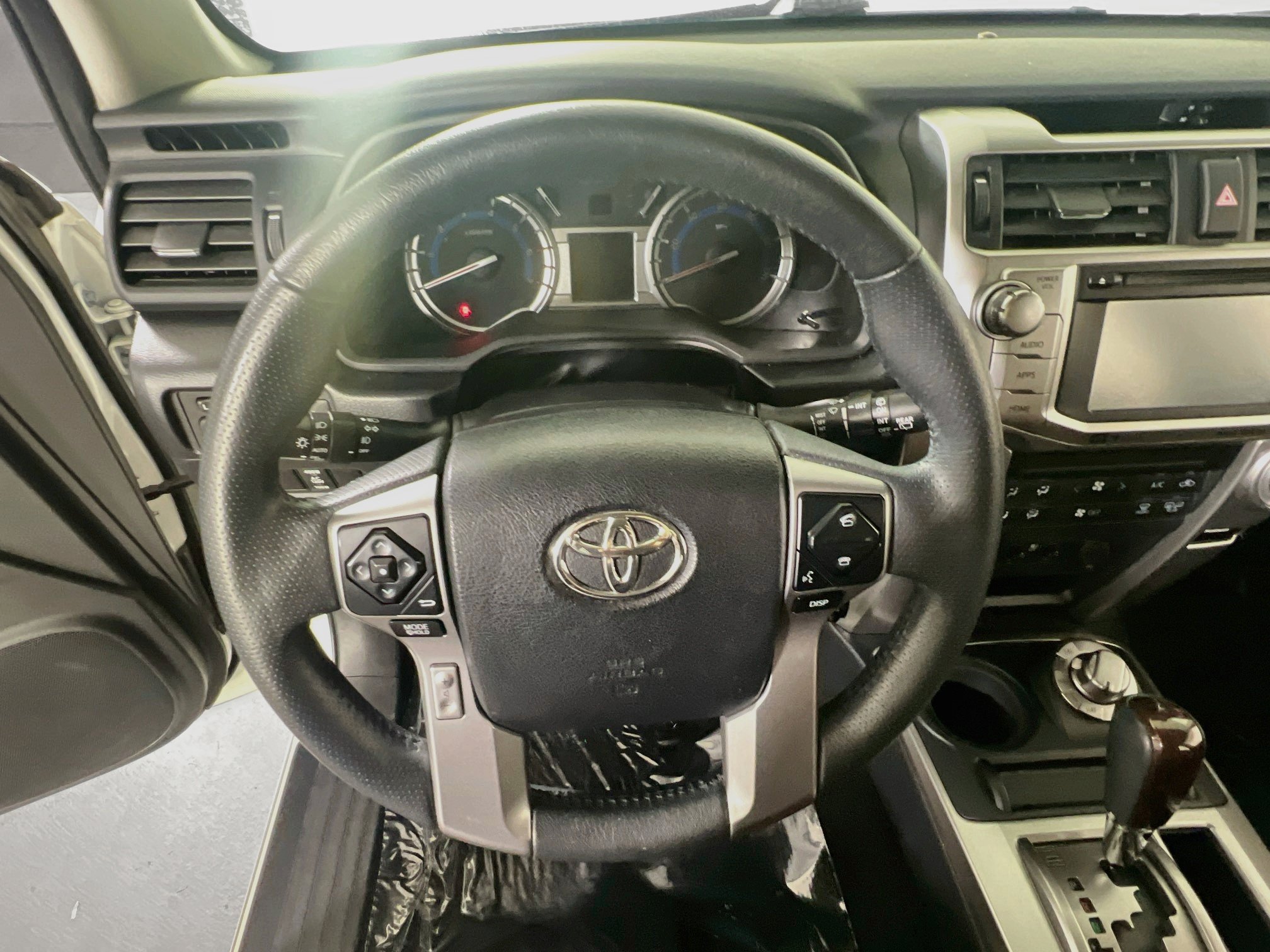 Used 2019 Toyota 4Runner Limited AWD/4WD image 11