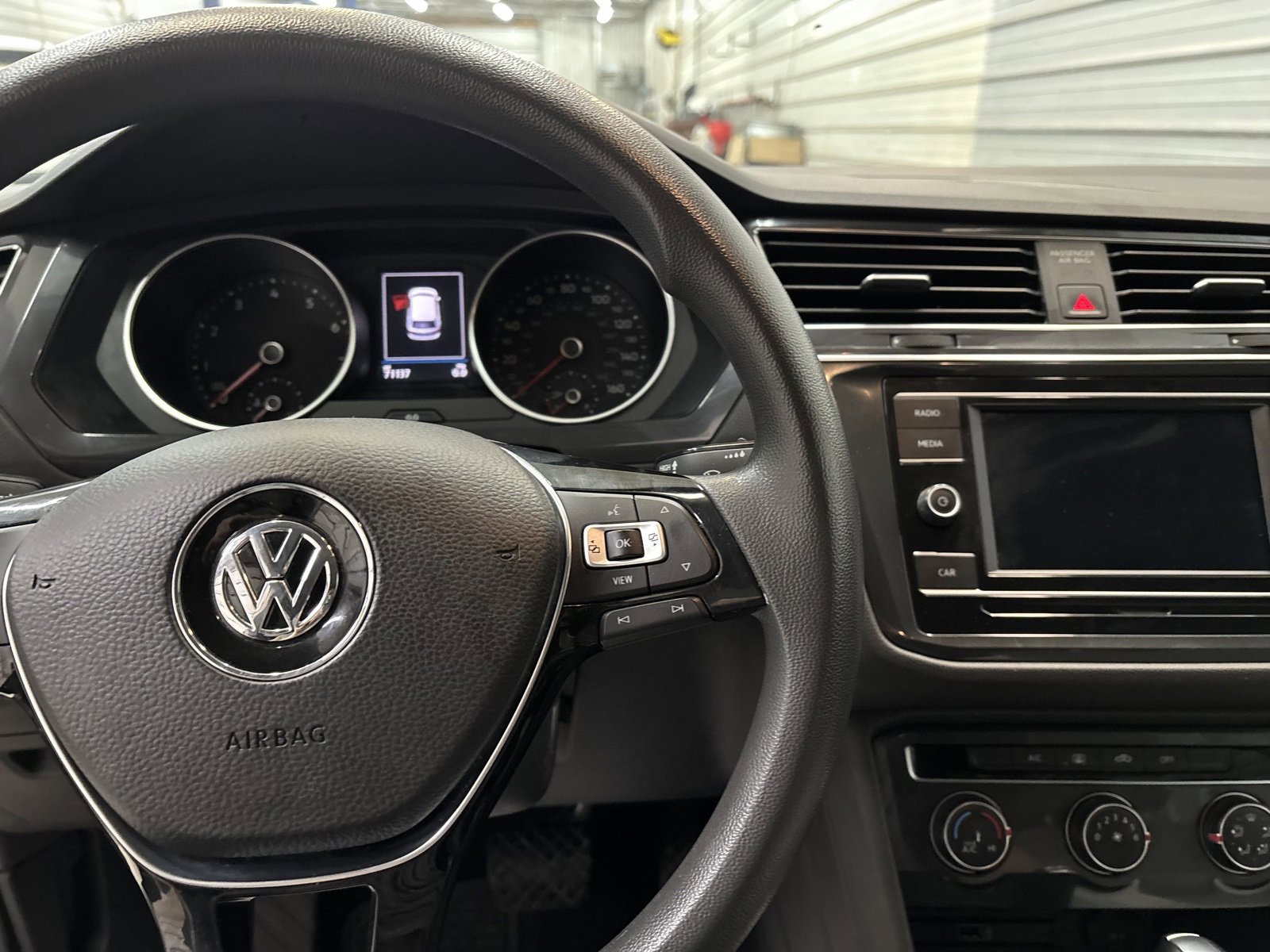 Used 2019 Volkswagen Tiguan S w/ 3rd Row Seat Package image 17