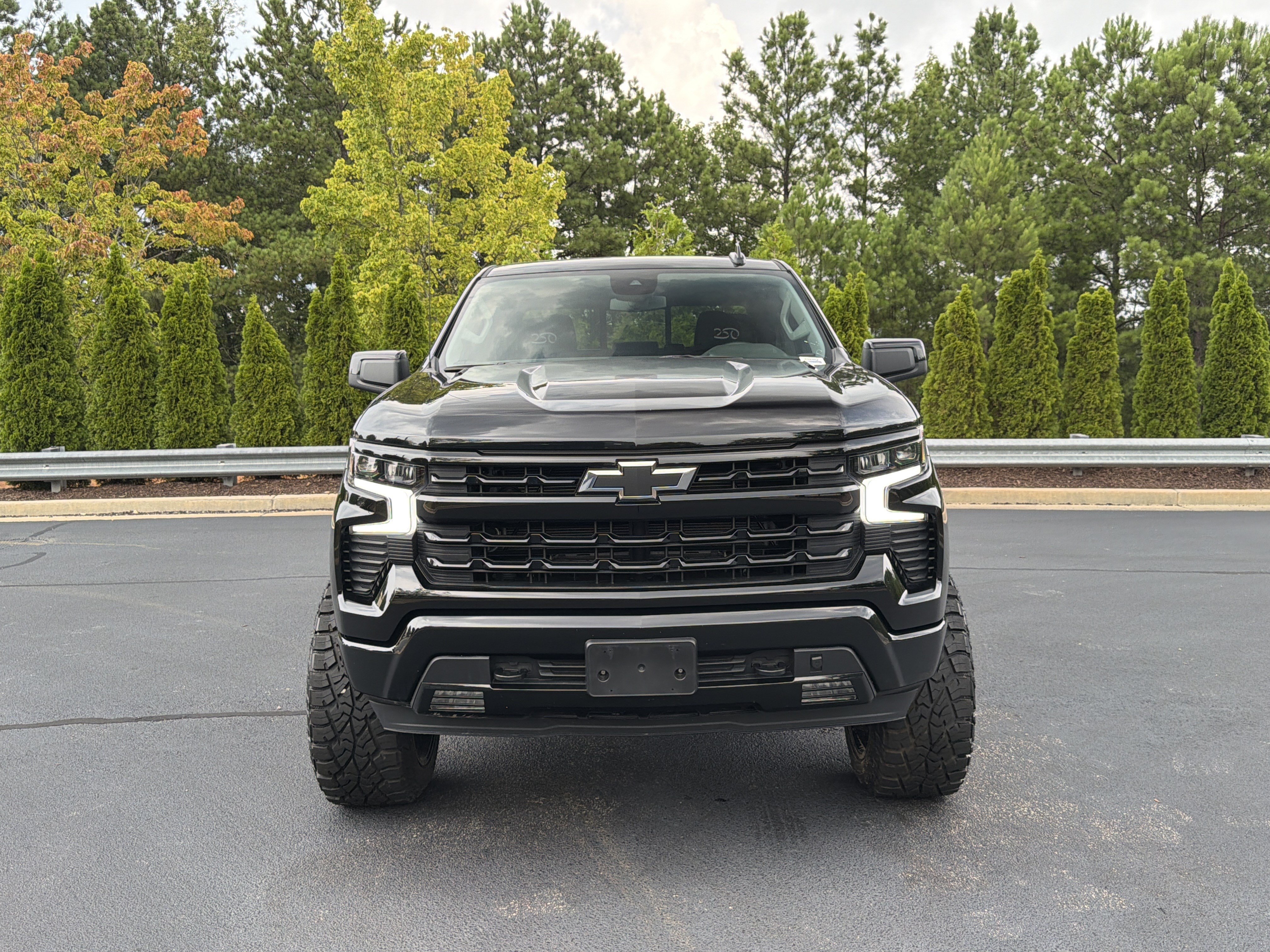Used 2026 Chevrolet Silverado 1500 RST w/ Dark Appearance Package AWD/4WD image 14