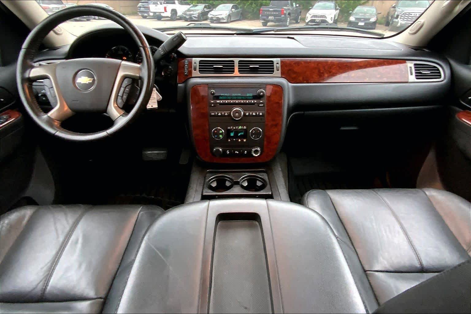 Used 2013 Chevrolet Tahoe LT w/ Texas Edition RWD image 12