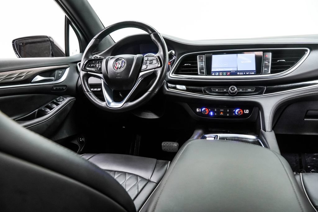 Used 2023 Buick Enclave Avenir w/ Avenir Technology Package AWD/4WD image 26
