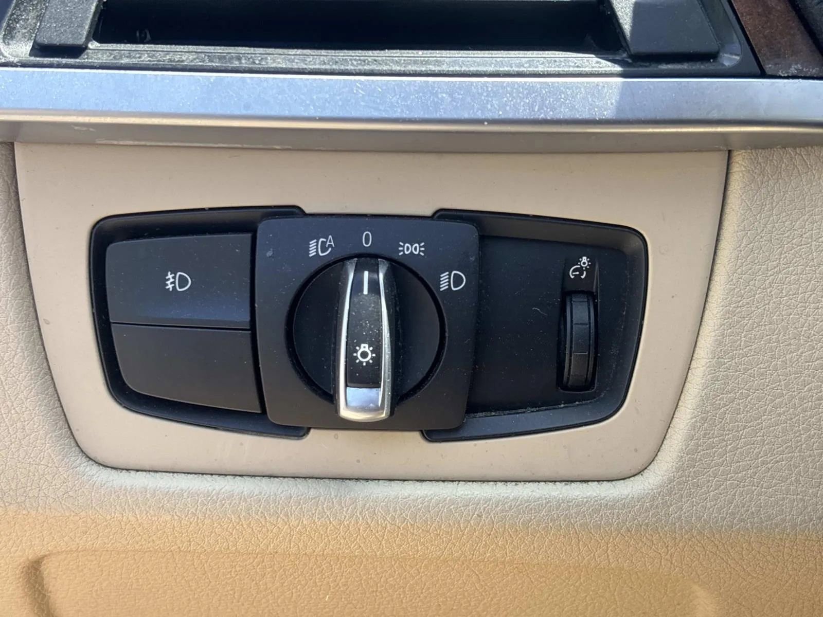 Used 2014 BMW 320i xDrive Sedan AWD/4WD image 20