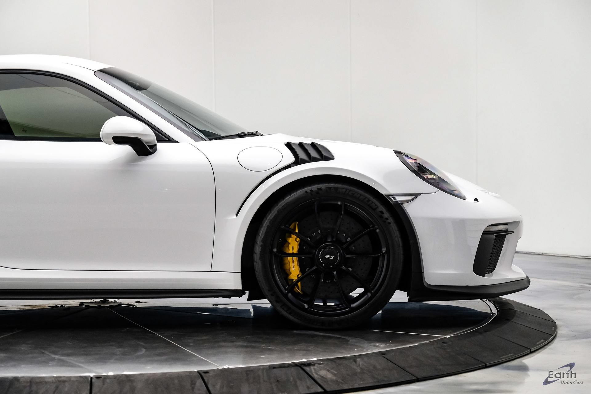 Used 2019 Porsche 911 GT3 RS RWD image 28