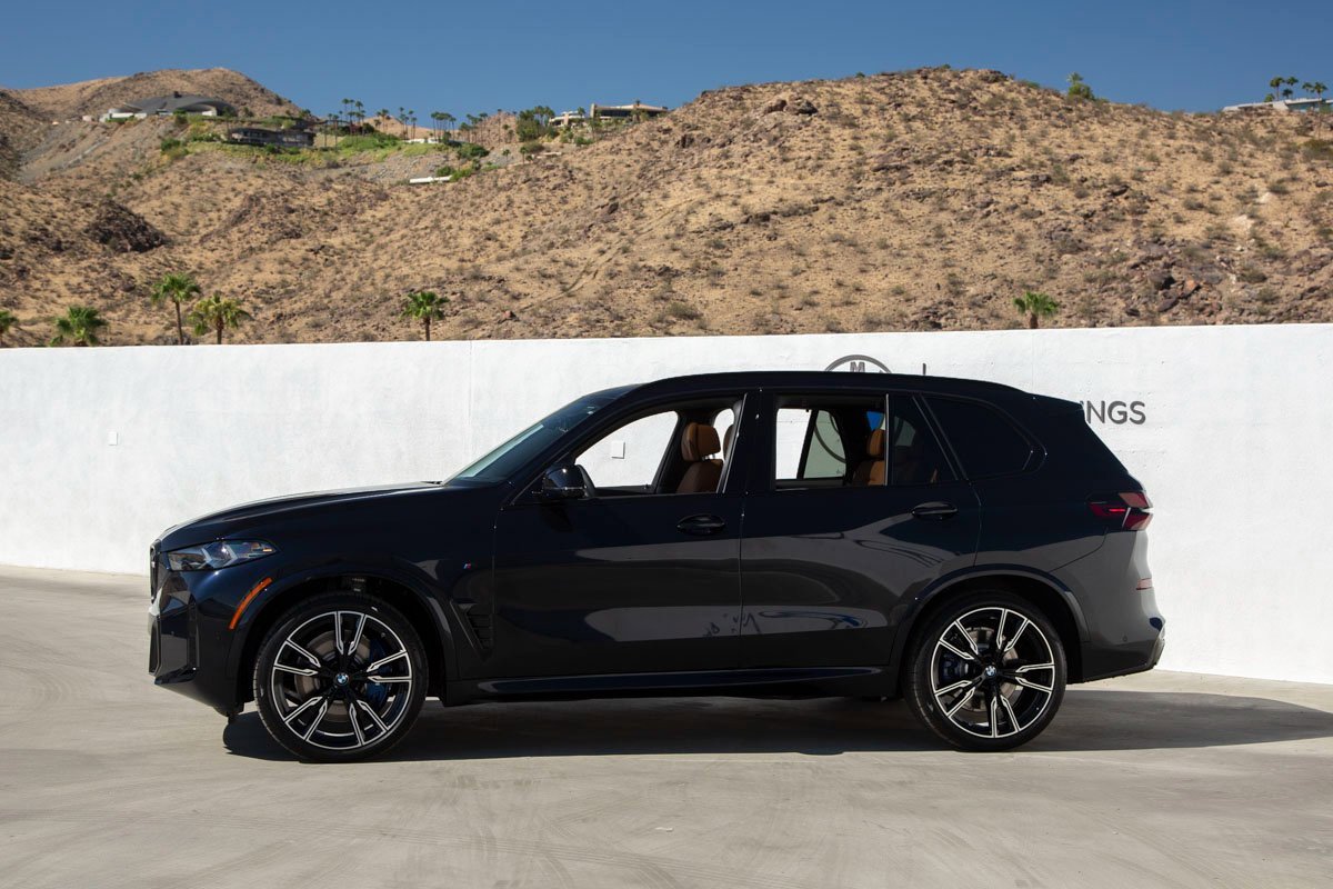 New 2026 BMW X5 M60i image 3