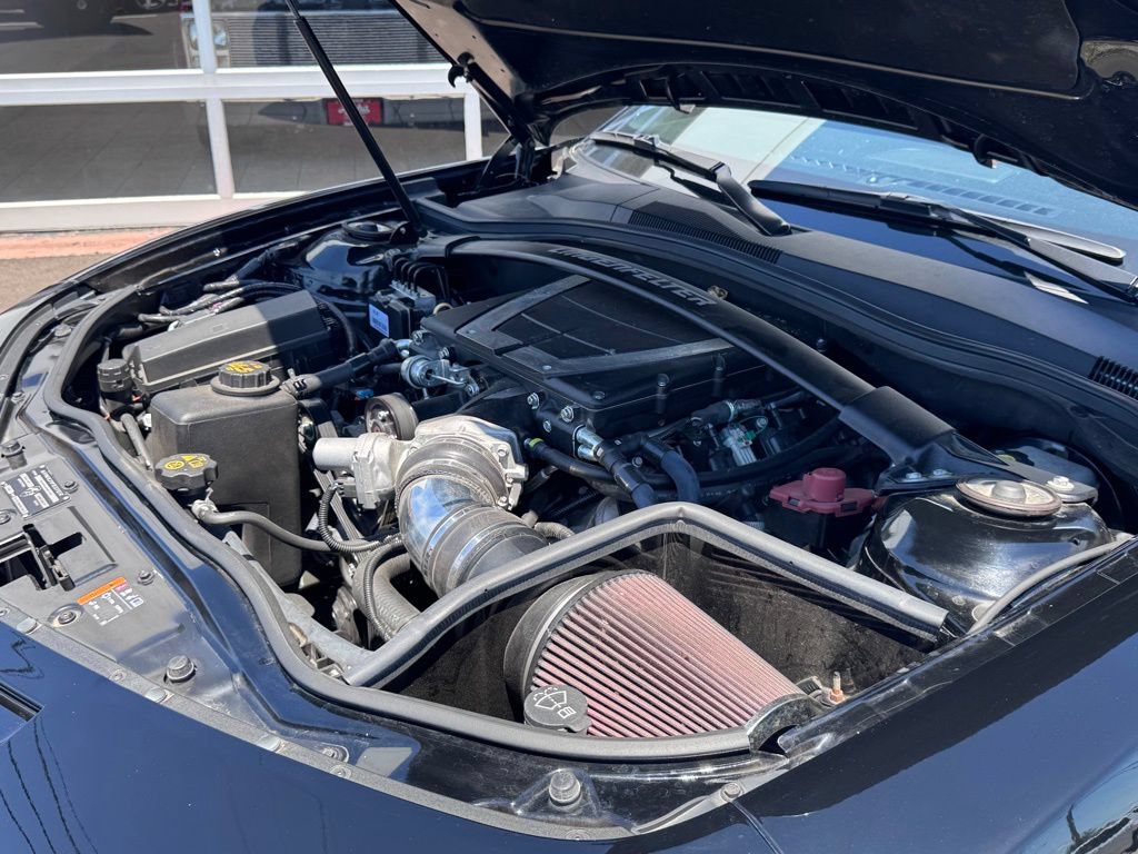 Used 2013 Chevrolet Camaro SS w/ SS Performance Package RWD image 23
