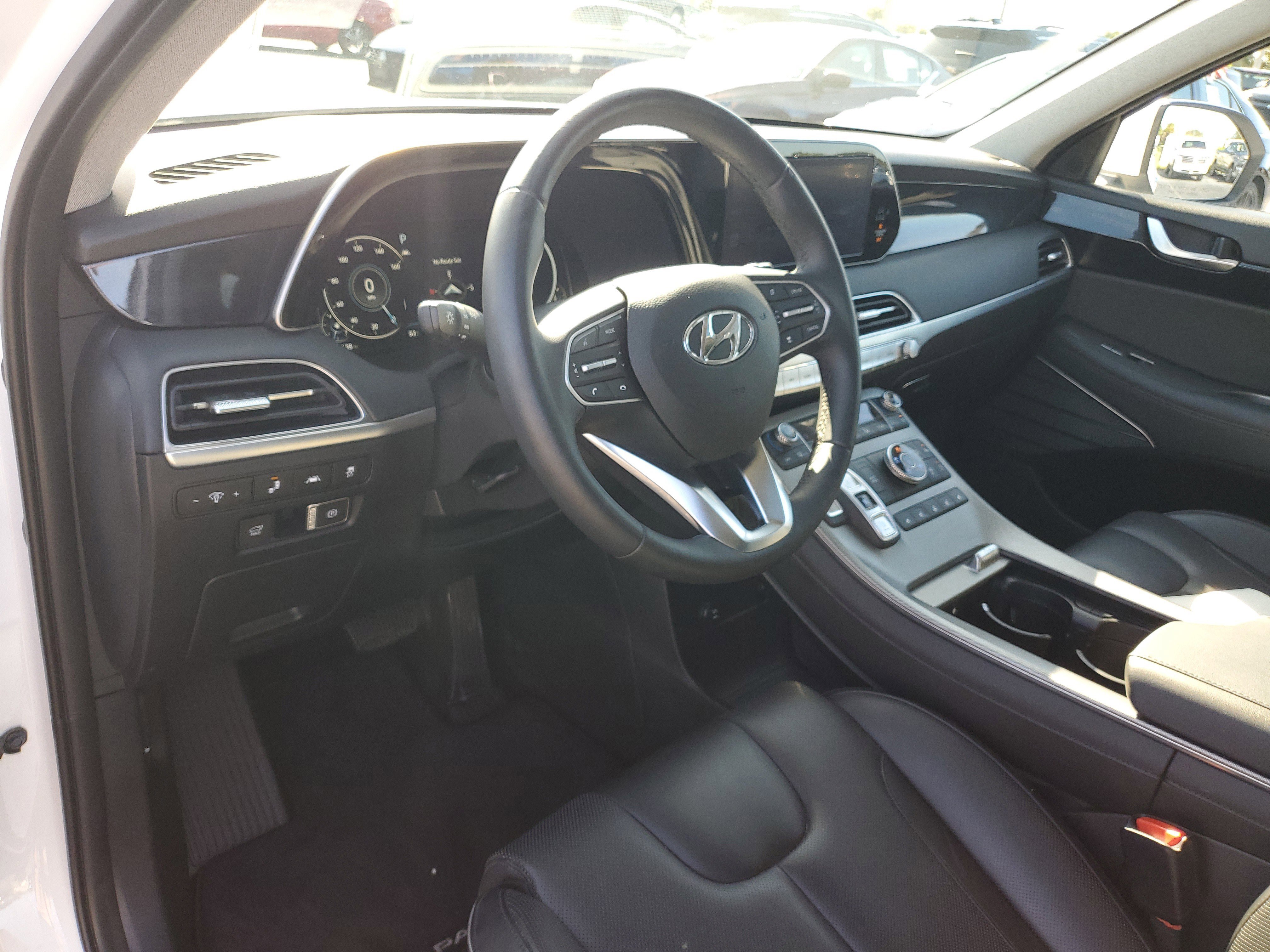 Used 2022 Hyundai Palisade Limited w/ Cargo Package image 23