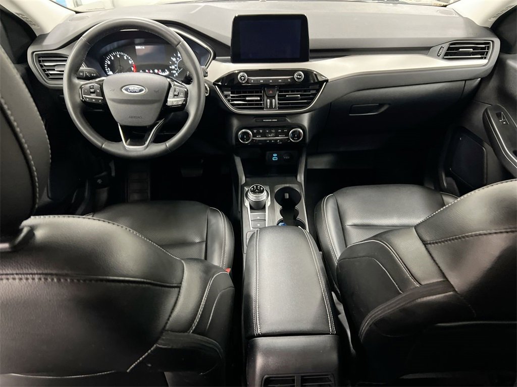 Used 2022 Ford Escape SEL image 10