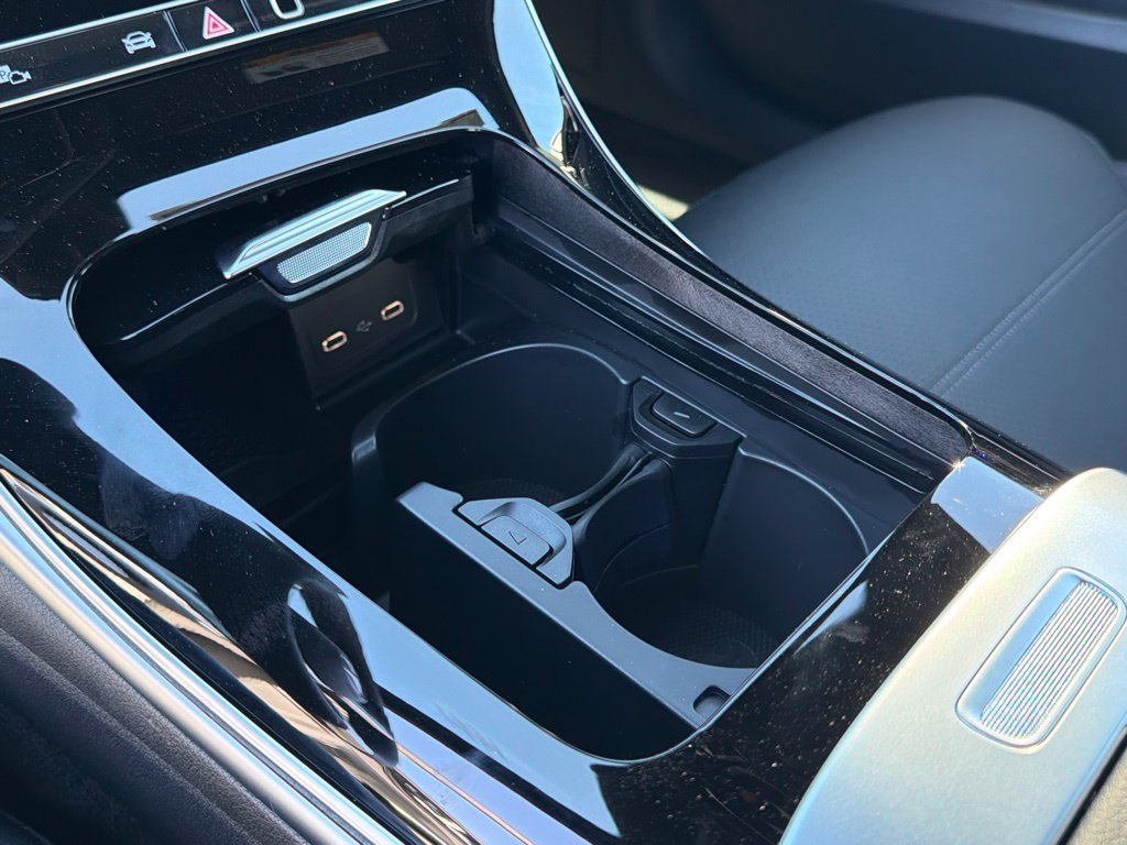 New 2026 Mercedes-Benz C 300 Sedan image 28