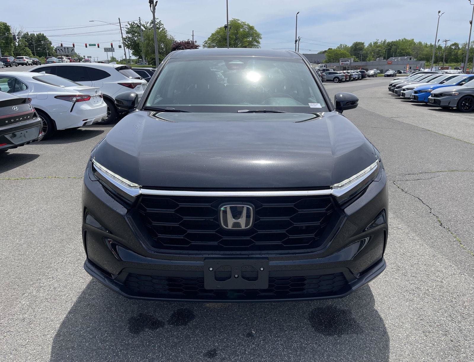Used 2023 Honda CR-V LX image 16