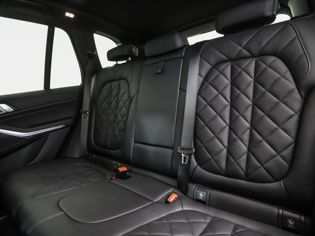 Certified 2024 BMW X5 xDrive50e image 23