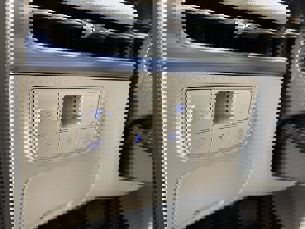 Certified 2025 Hyundai Tucson SEL AWD/4WD image 31