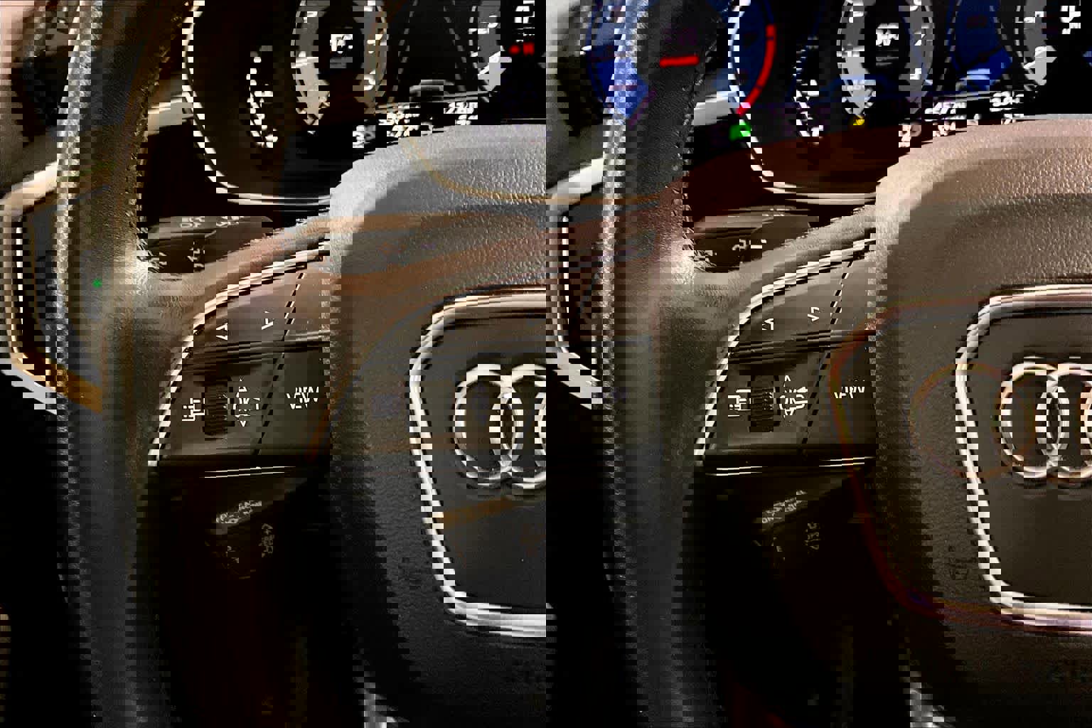 Used 2021 Audi Q3 2.0T Premium w/ Convenience Package image 24