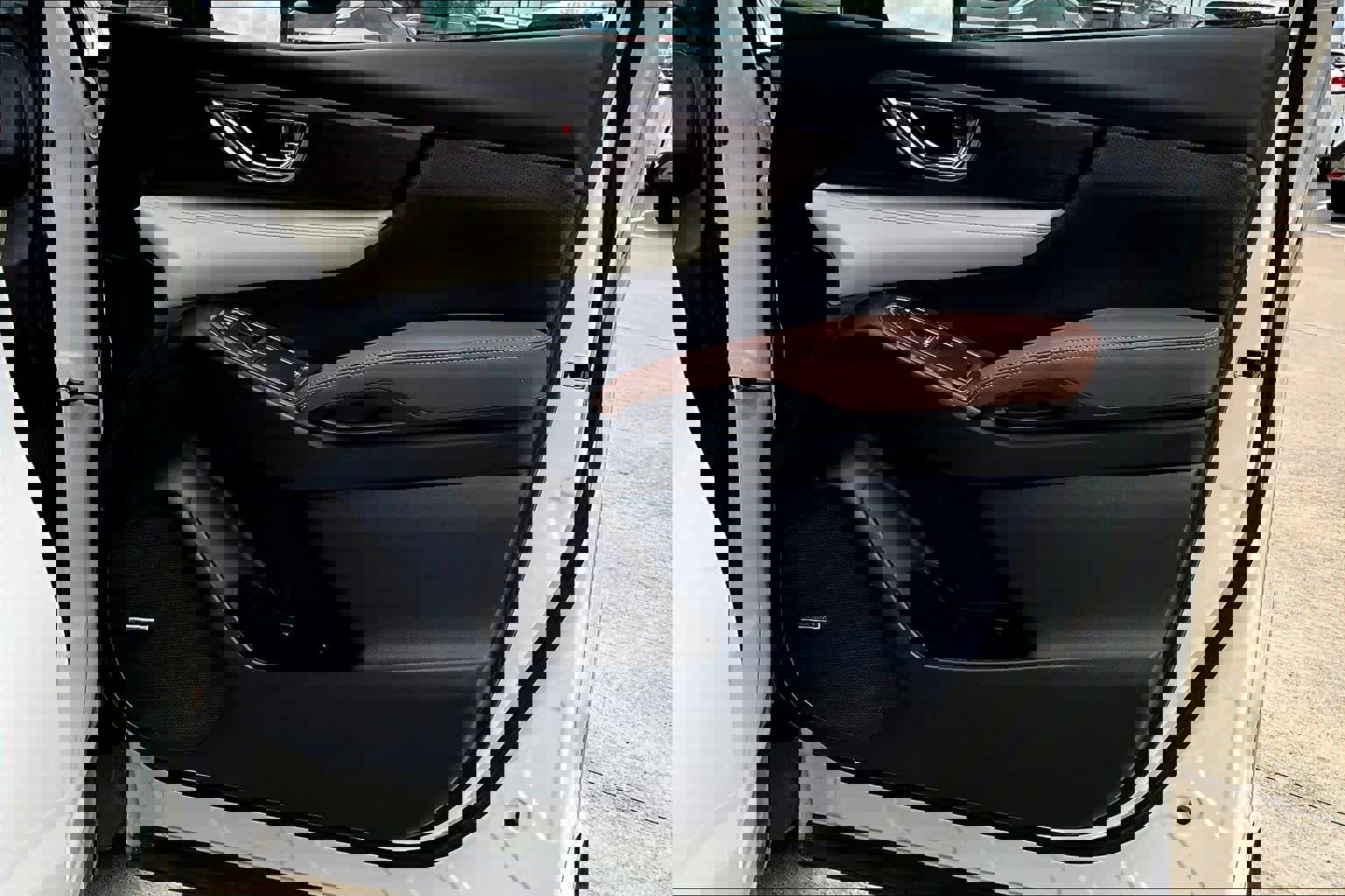 Used 2021 Subaru Ascent Touring image 23