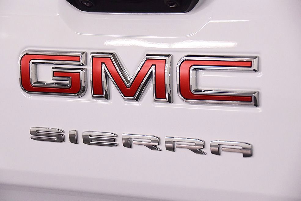 Used 2024 GMC Sierra 1500 Elevation AWD/4WD image 14